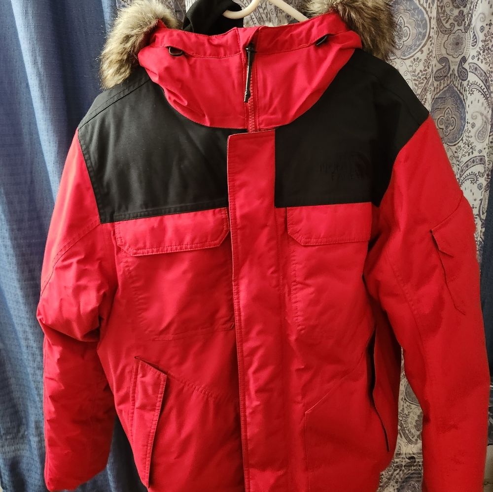 THE NORTH FACE winter coat - Picture 6 of 6